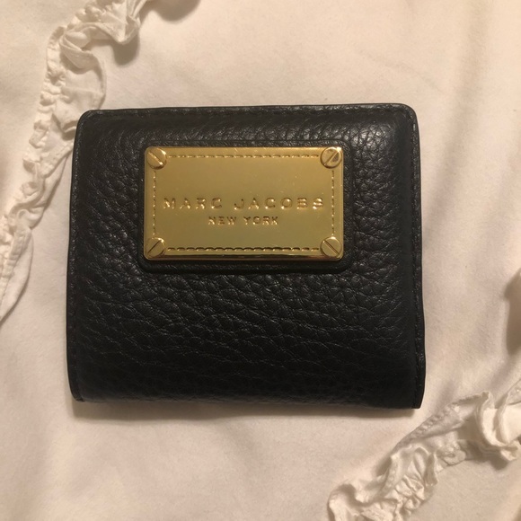 Marc Jacobs Handbags - Small leather wallet